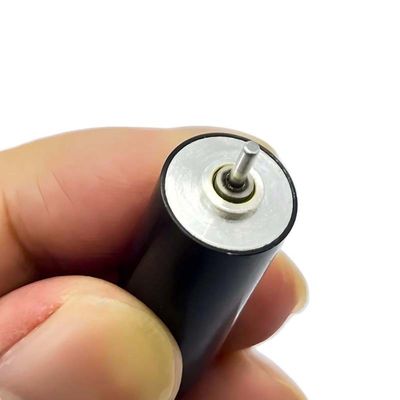 कोरलेस वाइंडिंग के साथ अनुकूलन योग्य ब्रश डीसी मोटर 13mm 1.32mNm 8400rpm 15V