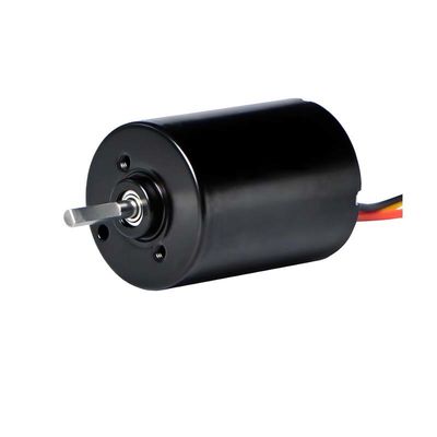 एकीकृत चालक के साथ 28 मिमी PMDC ब्रशलेस मोटर 5.1W 12V 24V पंप इलेक्ट्रिक विंडो पर्दे के लिए उच्च शक्ति BLDC मोटर