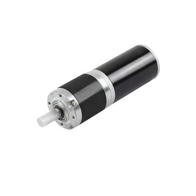 28 मिमी ब्रशलेस गियर मोटर गियरबॉक्स के साथ 12V से 48V डीसी मोटर 3.9RPM से 3552RPM अनुकूलन योग्य BLDC मोटर